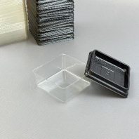 Контейнер одноразовый для ДЕСЕРТОВ НАПОЛЕОН КД-504 чёрный + КРЫШКА прозр. 80шт 90х90х45мм