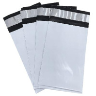 Пакет КУРЬЕРСКИЙ 10х15+4см (50) УП=100шт БЕЛЫЙ с клеевым клапаном БЕЗ КАРМАНА (внутри чёрный) 