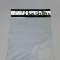 Пакет КУРЬЕРСКИЙ 19х24+4см (50) УП=100шт БЕЛЫЙ с клеевым клапаном БЕЗ КАРМАНА (внутри чёрный) 