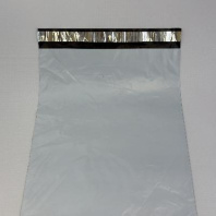 Пакет КУРЬЕРСКИЙ 24х32+4см (50) УП=100шт БЕЛЫЙ с клеевым клапаном БЕЗ КАРМАНА (внутри чёрный) 