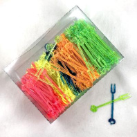 Пики пластиковые вилочка для канапе "Зоопарк" 8,5см УП=400шт цветные МИКС