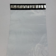 Пакет КУРЬЕРСКИЙ 24х32+4см (50) УП=100шт БЕЛЫЙ с клеевым клапаном БЕЗ КАРМАНА (внутри чёрный) 